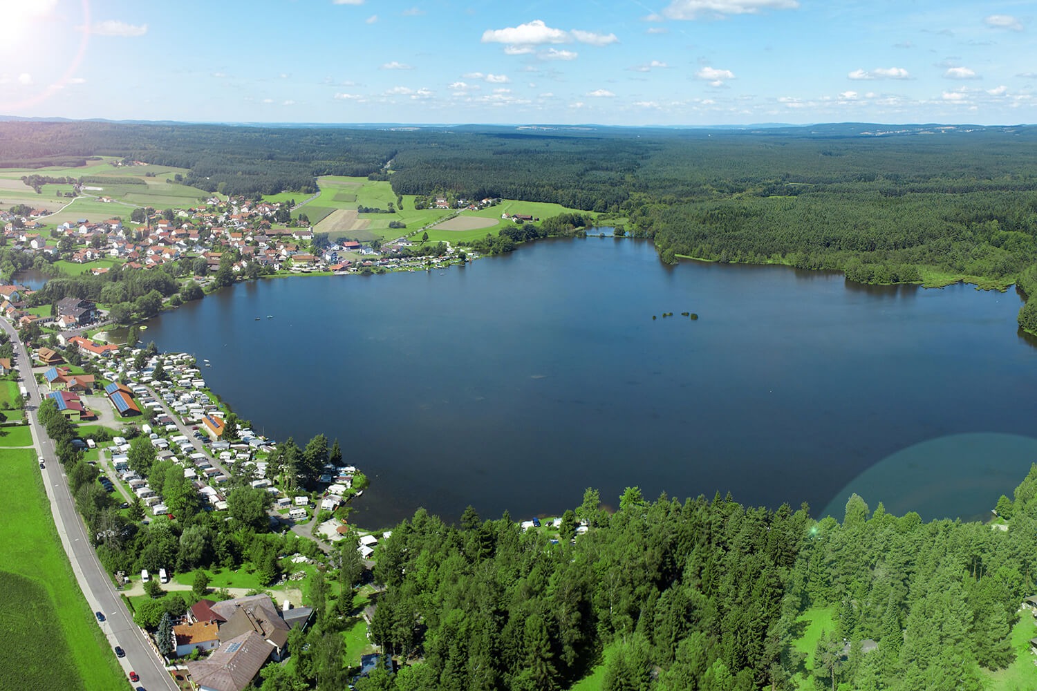 seepark-overview.jpg See-Campingpark Neubäu Drohnensicht von oben - kompletter See